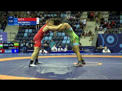 Repechage FS - 92 kg: R. ROSZ (HUN) v. A. BARSAMYAN (LTU) background