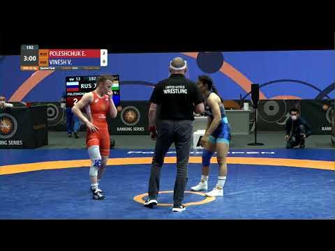 1/4 WW - 53 kg: E. POLESHCHUK (RUS) v. V. VINESH (IND) background
