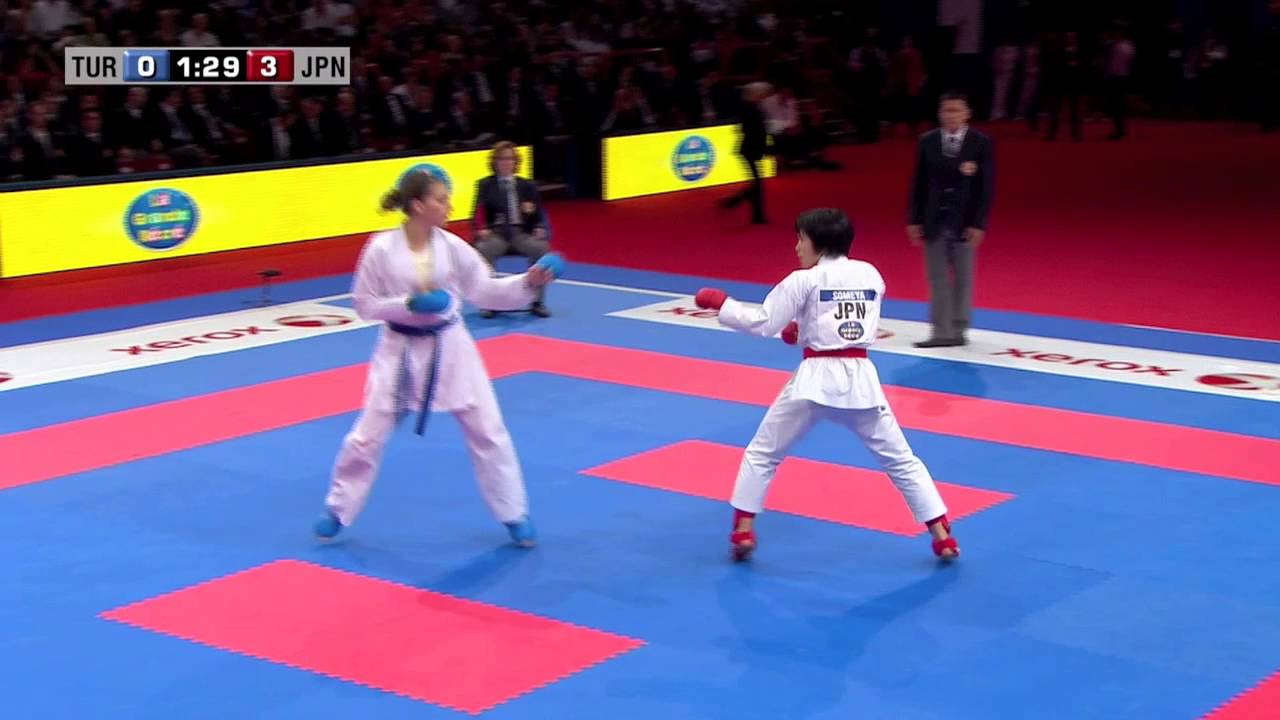 Final Female Kumite -68kg. Seyda Burucu vs Kayo Someya. WKF World Karate Championships 2012 background