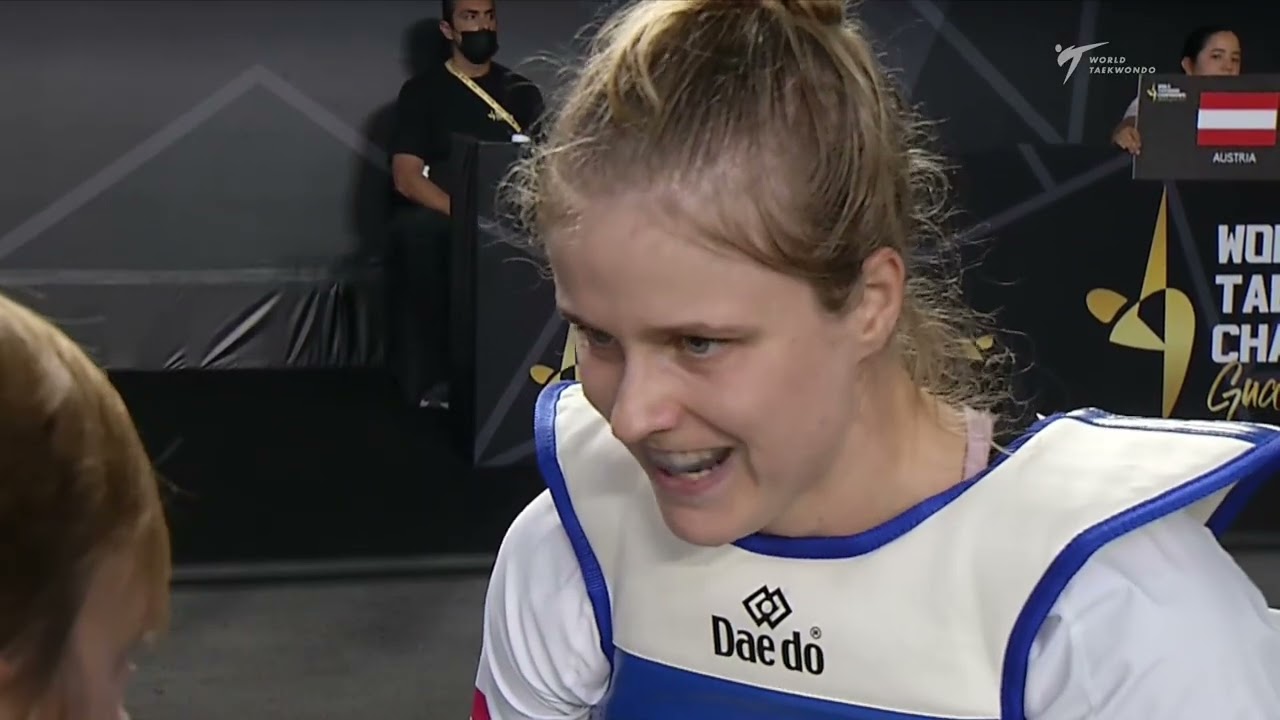 420 W+73kg QF JAHL Marlene AUT 🔵 vs 🔴 KUS Nafia TUR I Guadalajara 2022 WT Championships background