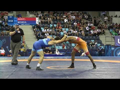 1/2 FS - 71 kg: J. JAIDEEP (IND) v. A. MUSAEV (RUS) background