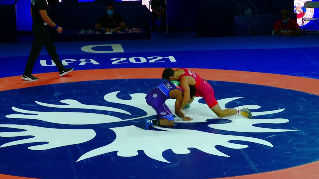 Qual. FS - 65 kg: A. CIORICI (MDA) v. S. ALMESMARI (UAE)