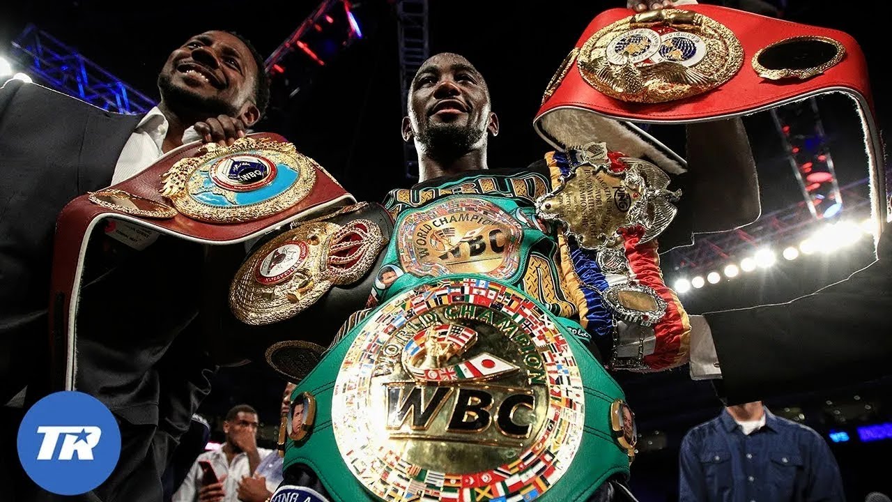 Terence Crawford vs. Julius Indongo | FREE FIGHT | Crawford becomes Undisputed Champion background