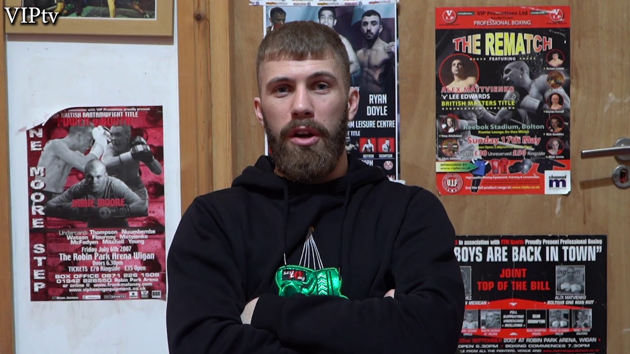 Andrew Fleming wants to test himself with 50/50 fights before 2020 background