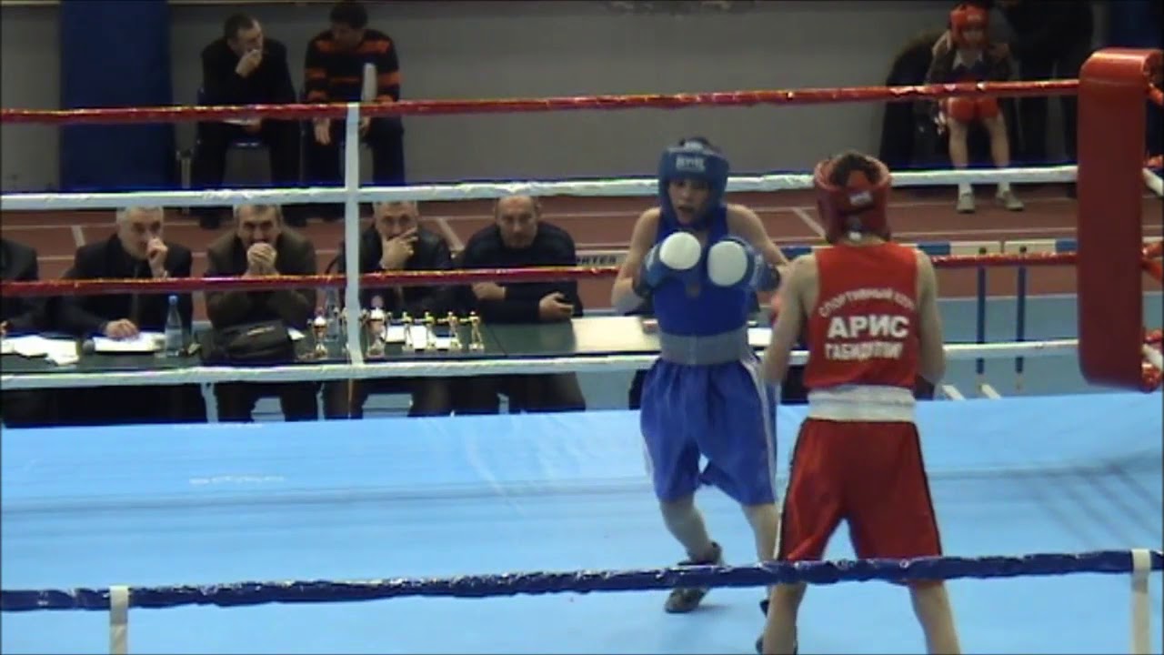 Никита Романченко , 06.03.2011 Артёмовск , Чемпионат Донецкой области по боксу 1995-1996 г р backdrop