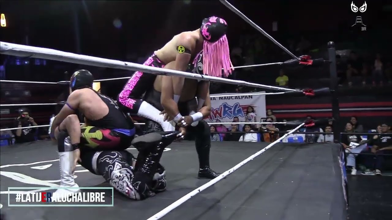 Lucha inicial Felino Boy e Hijo del Palenque Vs Fauno y Shura King en IWRG background