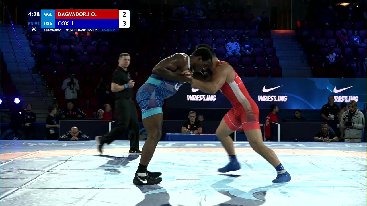 Qual. FS - 92 kg: O. DAGVADORJ (MGL) v. J. COX (USA) backdrop