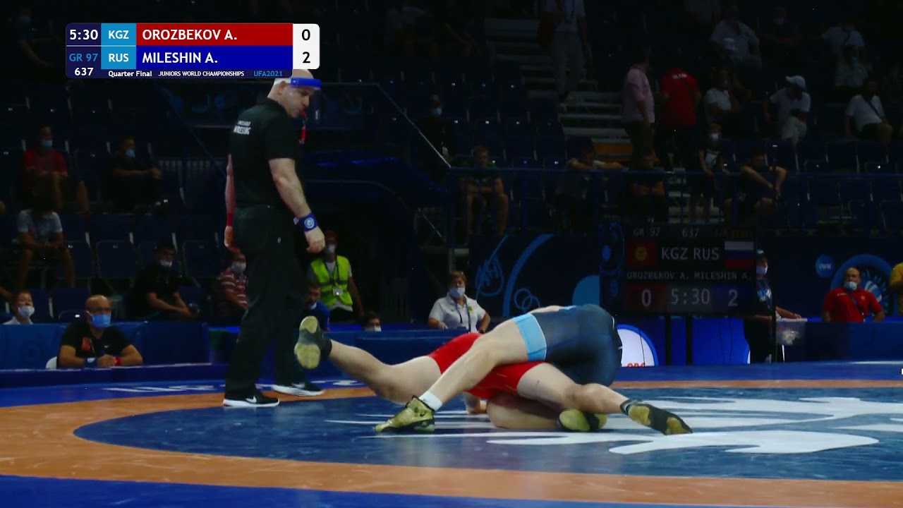 1/4 GR - 97 kg: A. OROZBEKOV (KGZ) v. A. MILESHIN (RUS) background