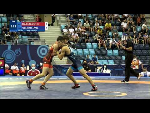1/2 GR - 51 kg: B. MAKHARADZE (GEO) v. N. SUIORKULOV (KGZ) background
