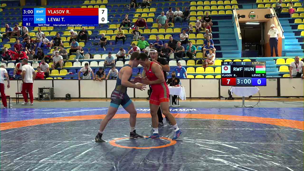 1/2 GR - 77 kg: R. VLASOV (RWF) v. T. LEVAI (HUN)