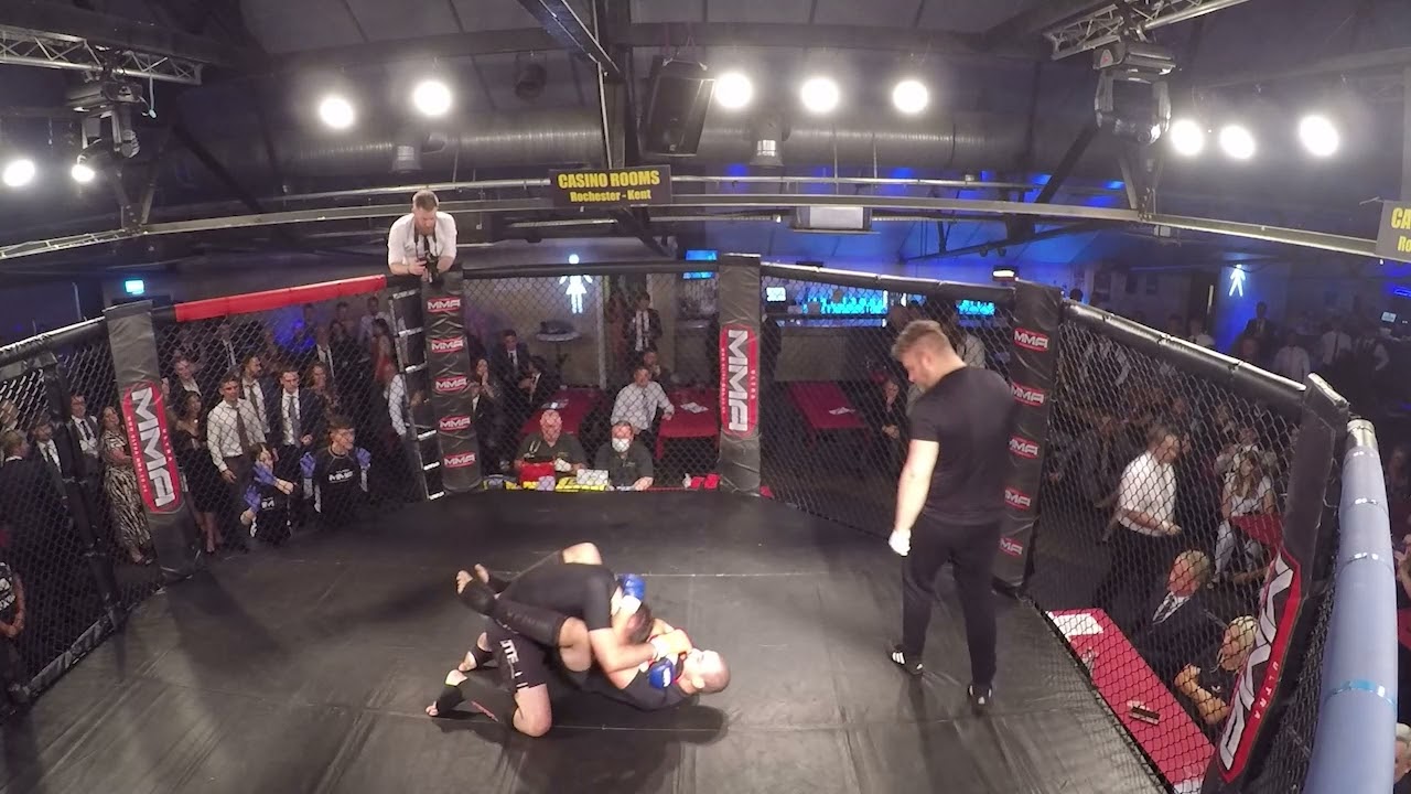 Ultra MMA | Kent | Dan Cassidy Vs Chris Groovman background