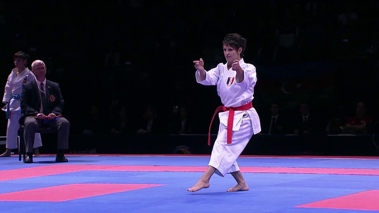 Sandra Sanchez vs Sandy Scordo. FINAL. European Karate Championships 2016 | WORLD KARATE FEDERATION background