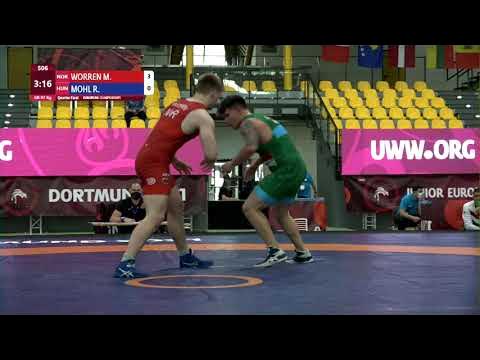 1/4 GR - 97 kg: M. WORREN (NOR) v. R. MOHL (HUN) background