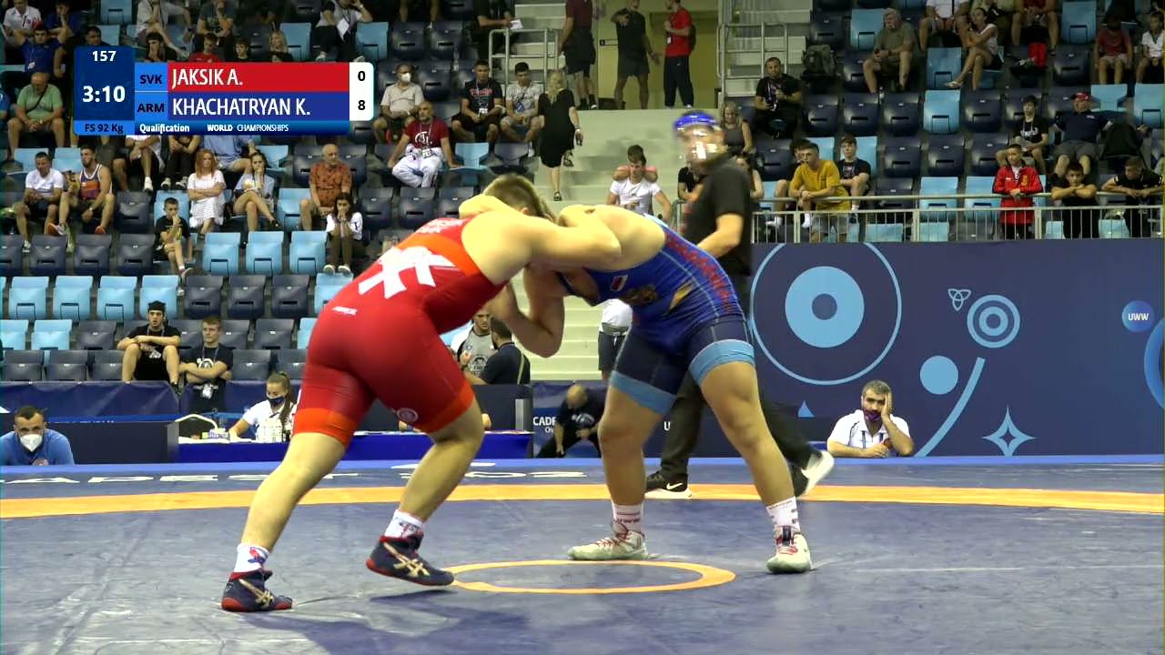 Qual. FS - 92 kg: A. JAKSIK (SVK) v. K. KHACHATRYAN (ARM) background