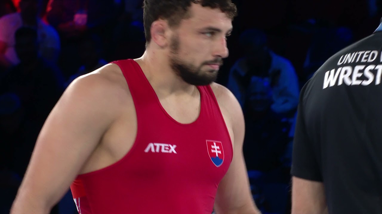 BRONZE FS - 86 kg: B. MAKOEV (SVK) v. A. ABAKAROV (AZE)