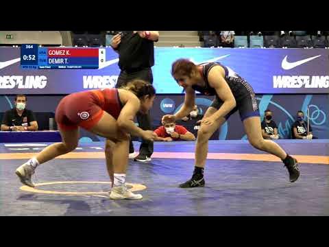 1/2 WW - 53 kg: K. GOMEZ (USA) v. T. DEMIR (TUR) background