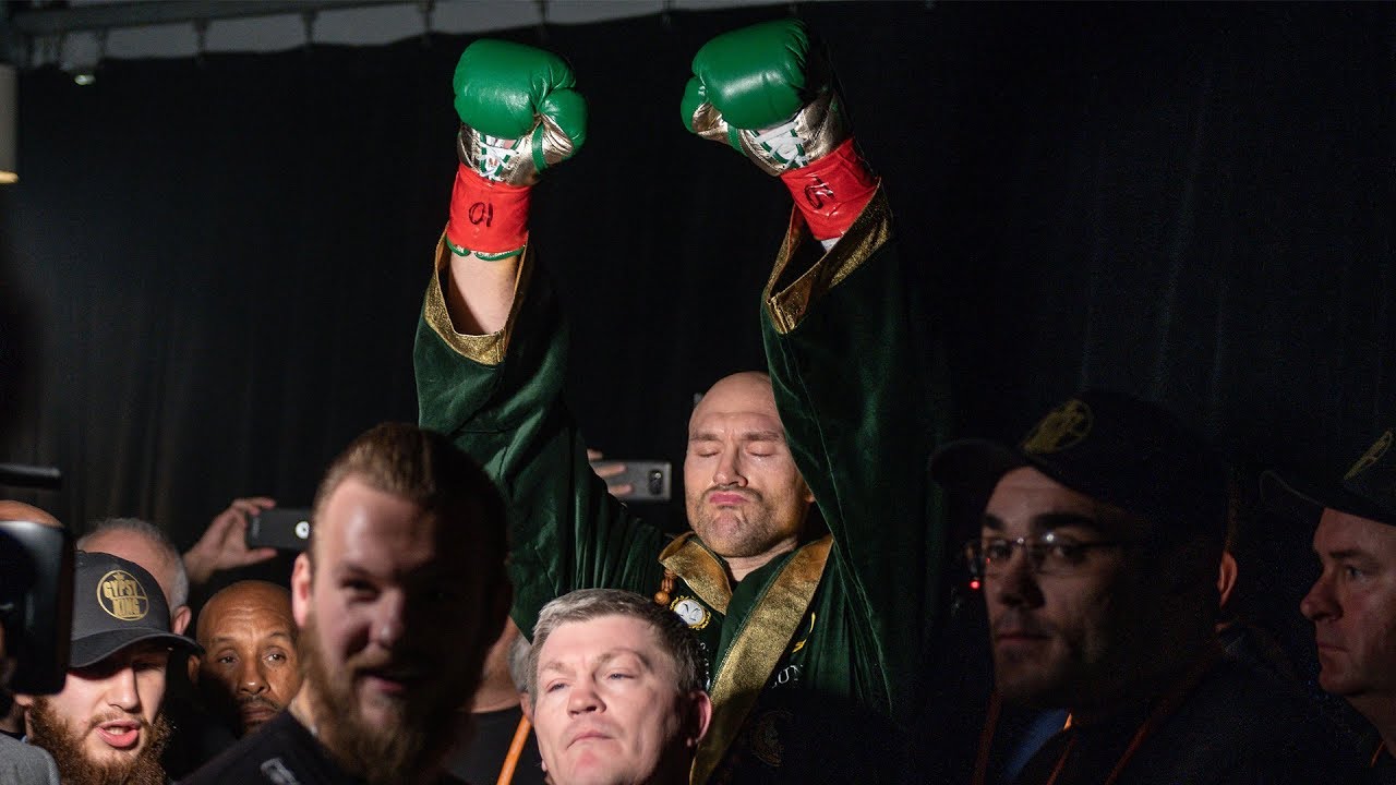 Goosebumps! Nobody does a ring walk like Tyson Fury | Los Angeles, Belfast, Manchester