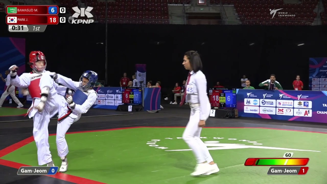 215 R32 Boys 37kg KSA BAMASUD M KOR PARK J background