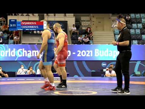 GOLD GR - 110 kg: N. OVSJANIKOV (GER) v. D. CHASOVNIKOV (RUS) background