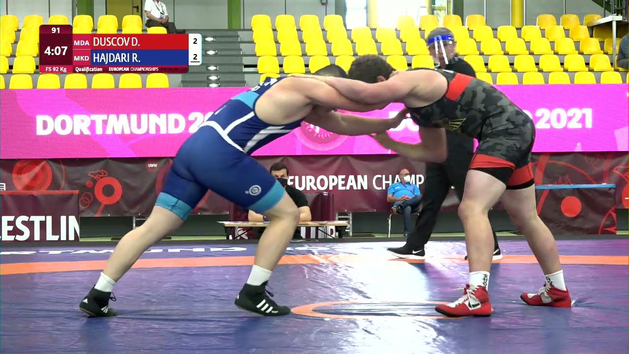 Qual. FS - 92 kg: D. DUSCOV (MDA) v. R. HAJDARI (MKD)
