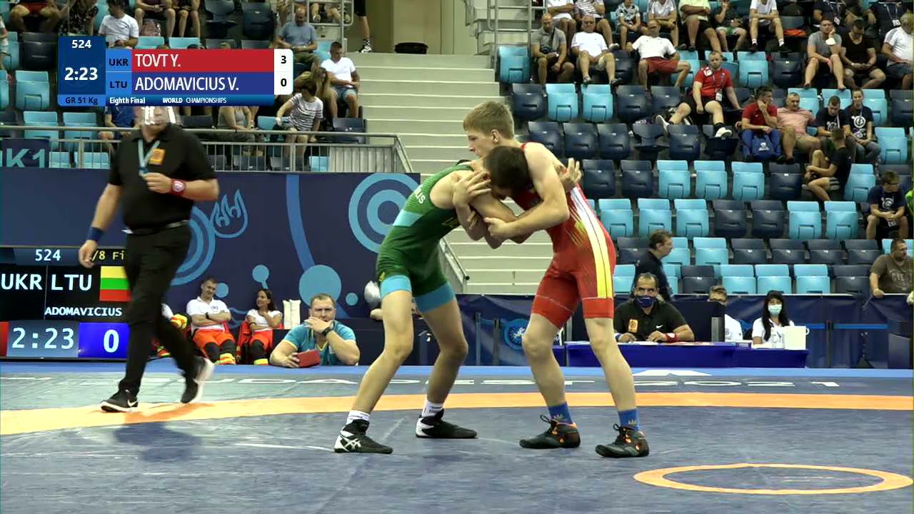 1/8 GR - 51 kg: Y. TOVT (UKR) v. V. ADOMAVICIUS (LTU) background