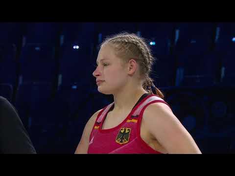 GOLD WW - 72 kg: L. SCHNEIDER (GER) v. K. BLADES (USA)