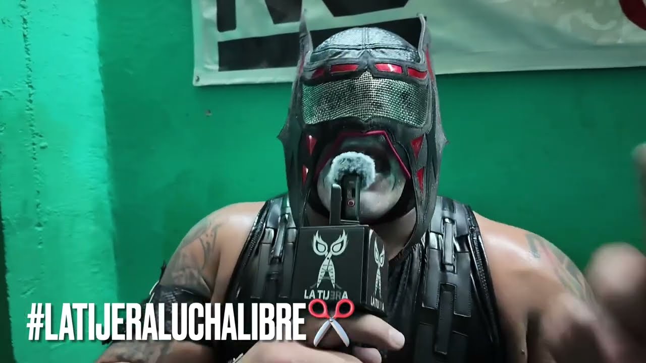 Abismo Negro Jr: La rivalidad con El Fiscal sigue, sólo lo quieren por su padre a quien yo desperté background