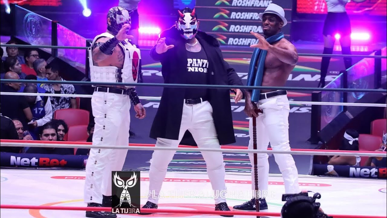 Llegada de Raider a la Nueva Ola Negra en el CMLL background