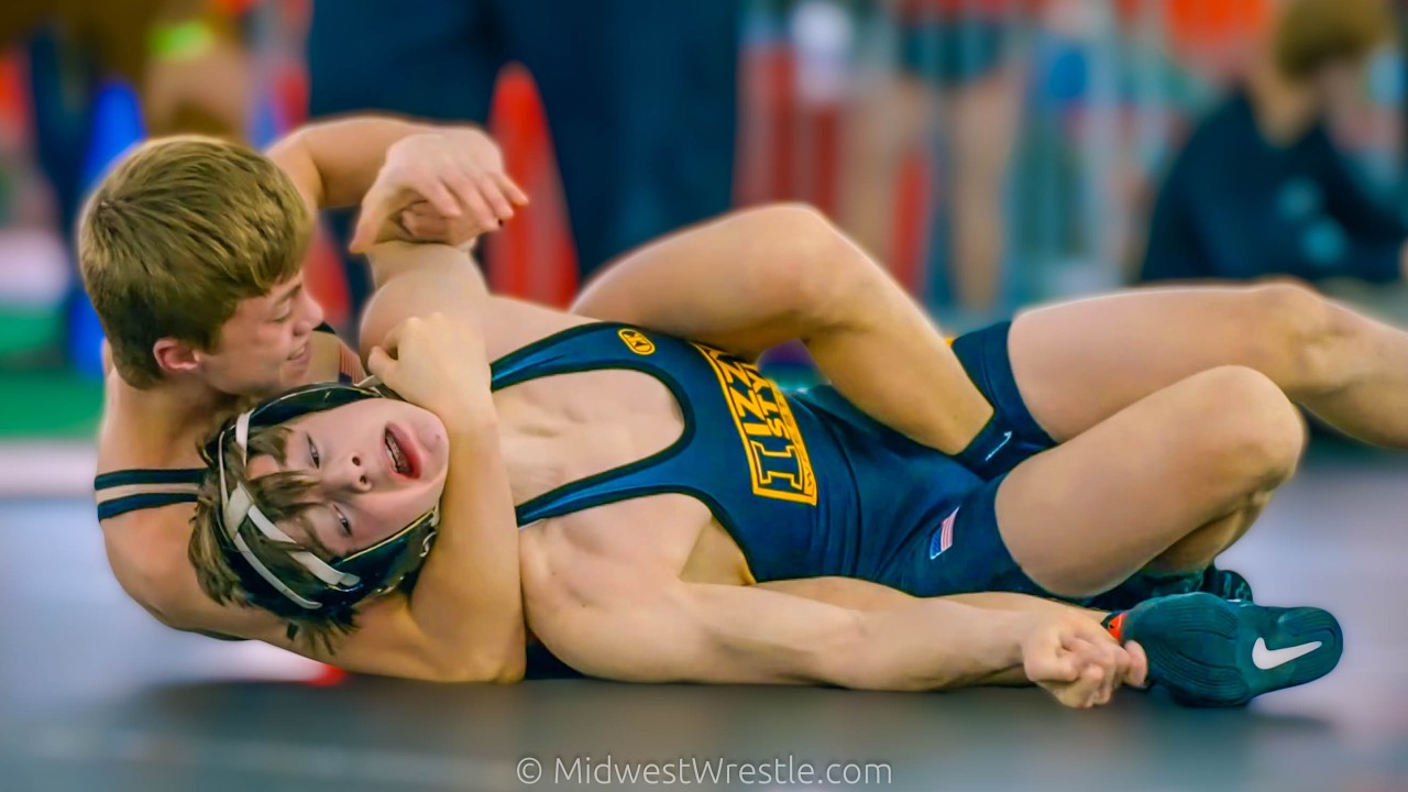 106 – Zach Parisi {G} of Elmhurst IL vs. Benjamin Bast {R} of West Bend West WI