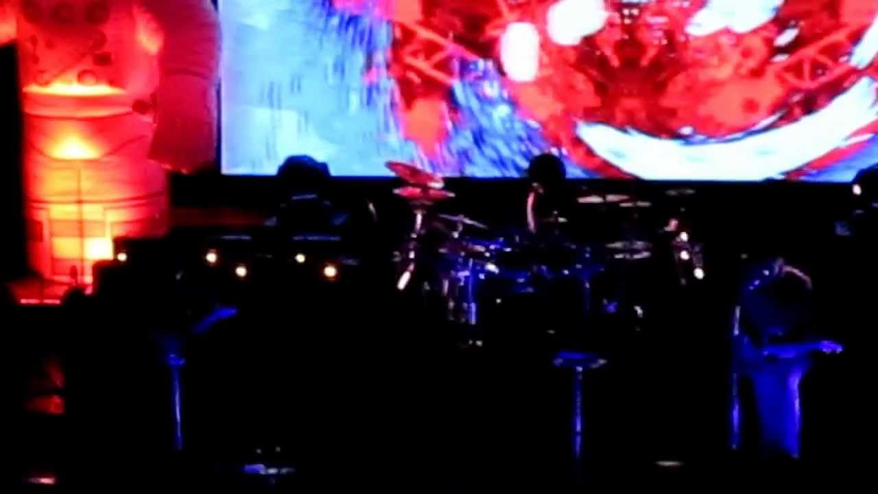 Primus - The Toys Go Winding Down background