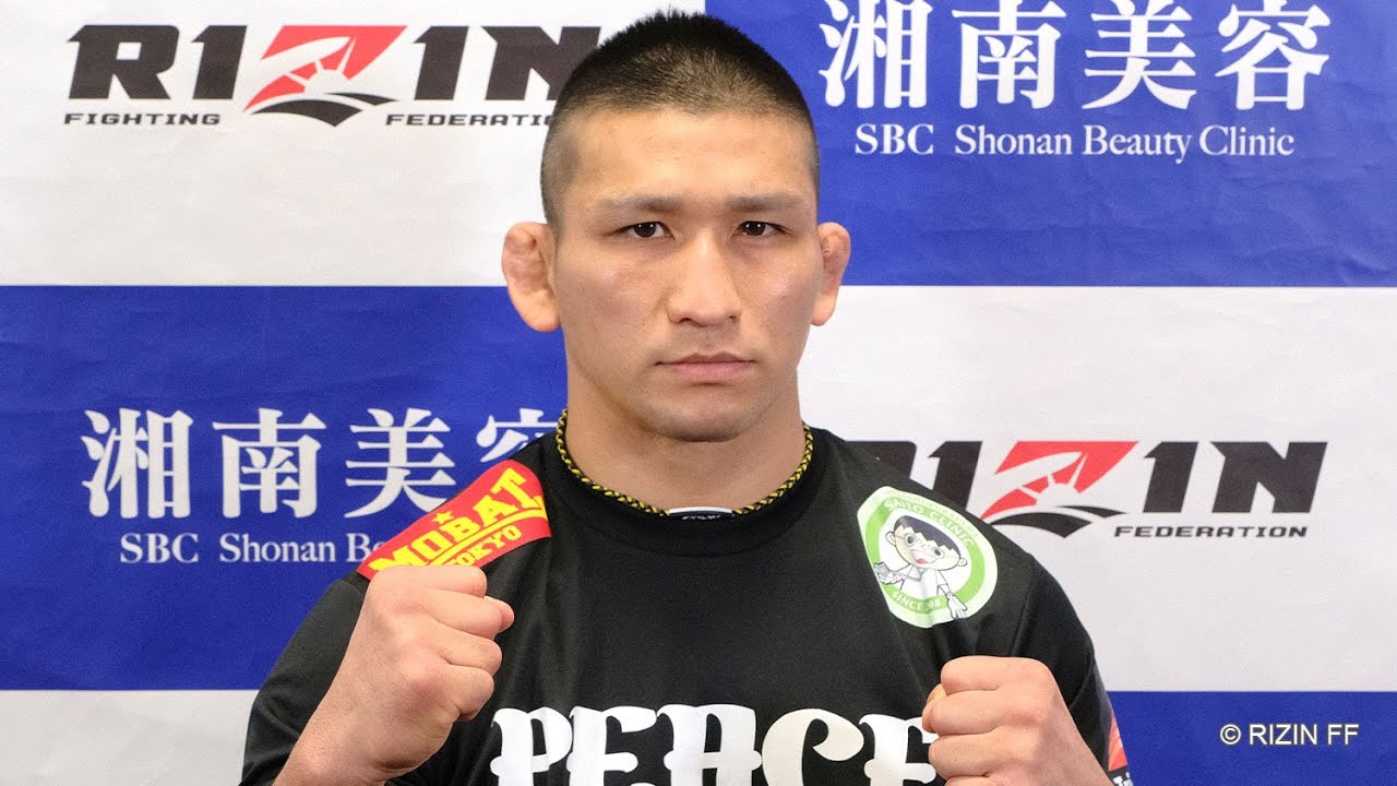 アキラ 試合前インタビュー / 湘南美容クリニック presents RIZIN.34 backdrop
