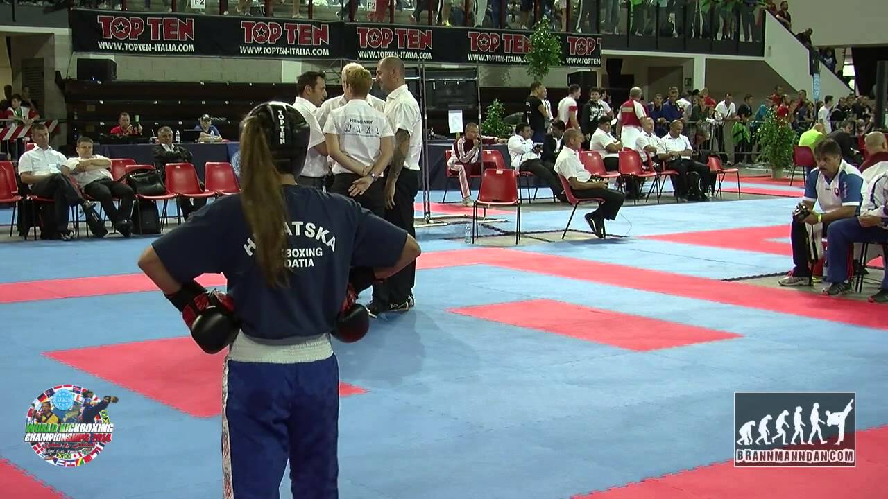 Gracija Maric CRO v Dominika Gumanova SVK Junior WAKO World Championships 2014