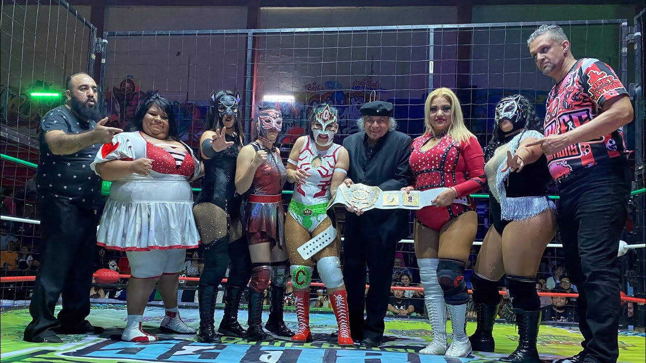 Campeonato femenil Robles Big Mami Vs Tiffany Vs Aero Queen Vs La Perra Vs Kali Vs Sairely background