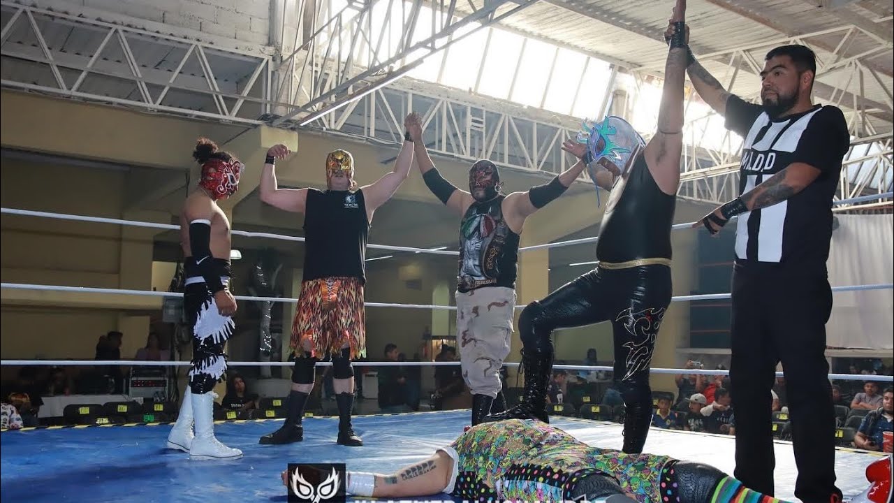 Negociante, Neurosis, Araziel y Comando Stone Vs Crazy Clown, Payaso Pandillero, Internista y Chupy backdrop