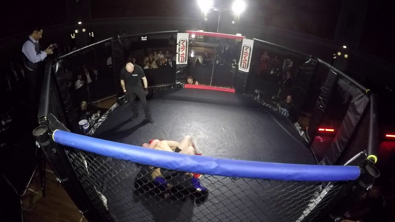 Ultra MMA| Windsor | Chris Armstrong VS Jan Walusiak background