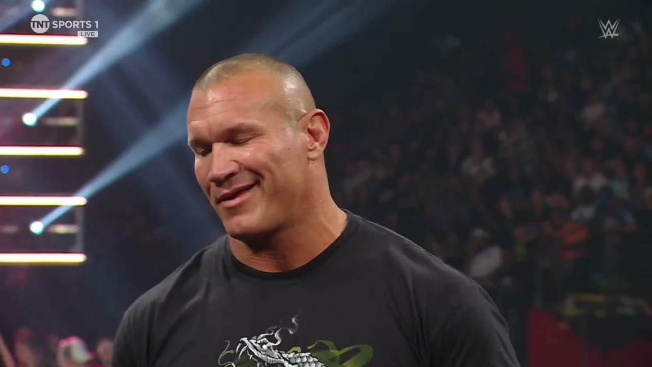 Gunther accepts Randy Orton's challenge for Bash in Berlin (2/2): Raw, Aug. 5, 2024 background