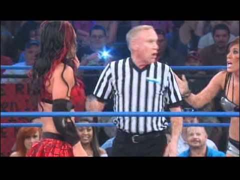 Queens Challenge: Tara vs. Madison Rayne background
