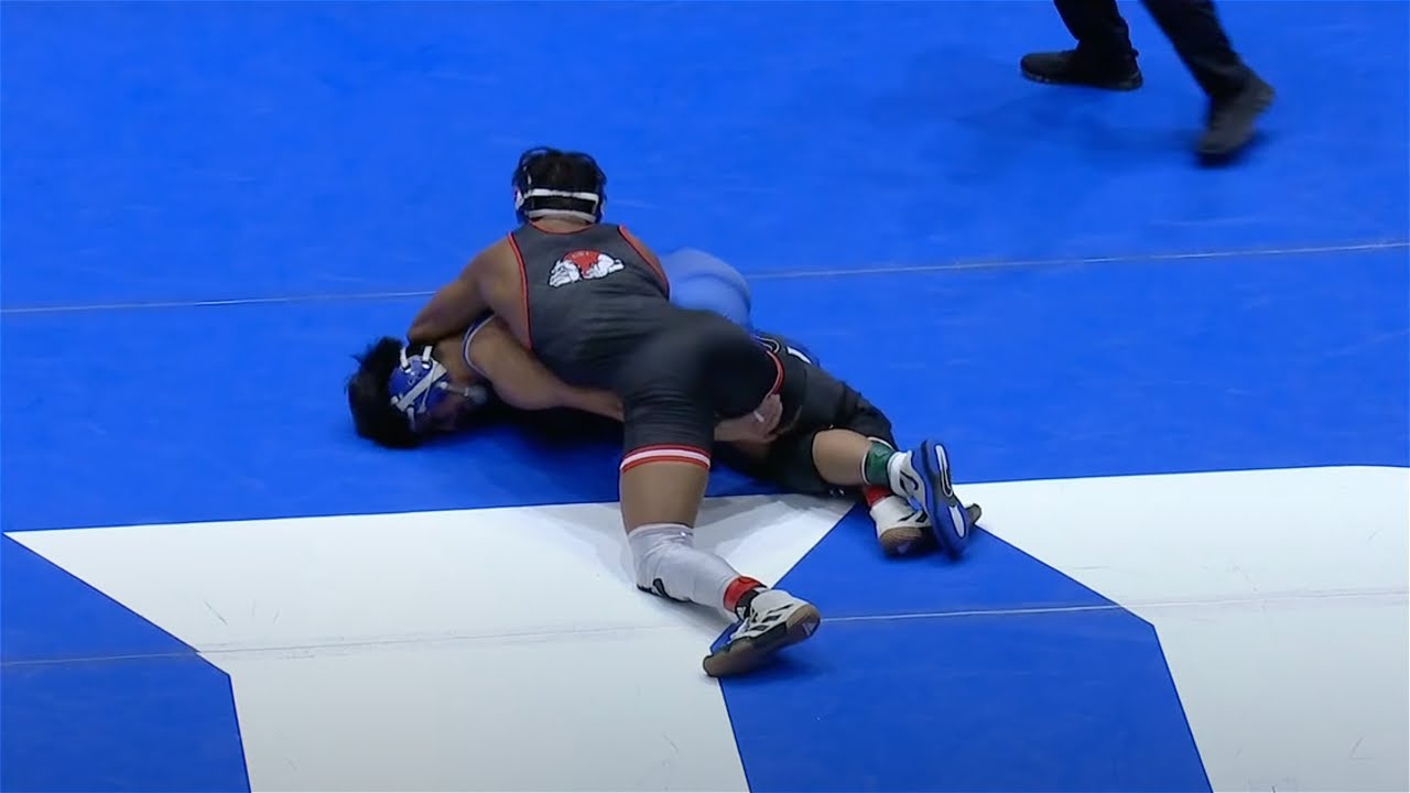 165lbs Rodrick Mosley (Gardner Webb) vs Gabe Dinette (Duke)