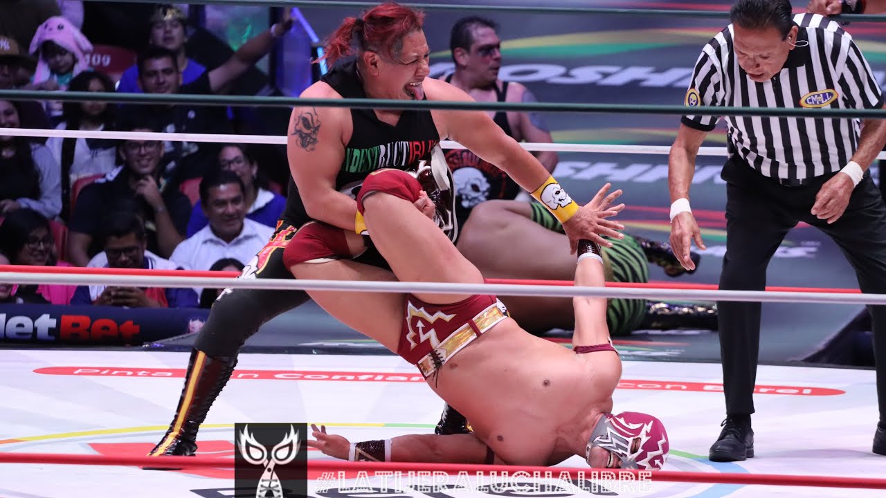 Reporte CMLL: Cholo, Apocalipsis y Disturbio Vs Valiente Jr. Retro y Eléctrico background