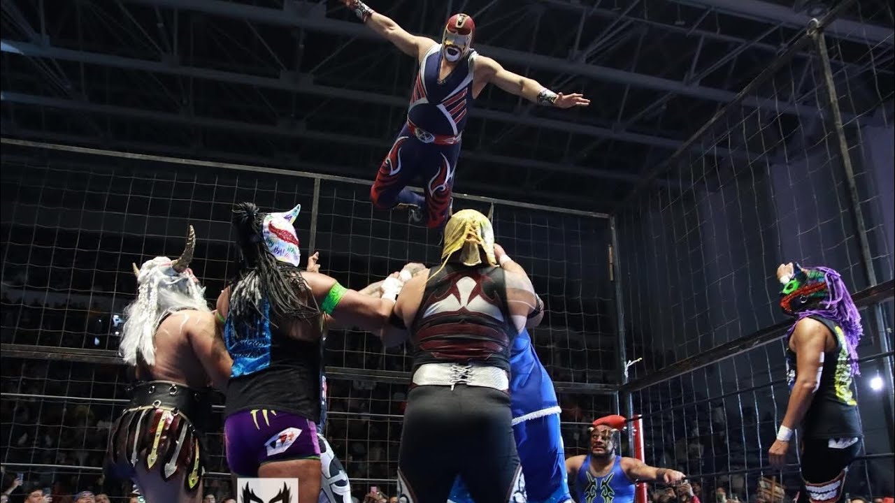 Negocio Traumado Vs Los Vipers lucha en jaula en Puebla con Cordero Producciones backdrop