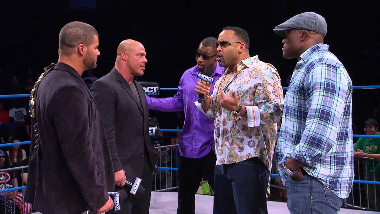 Lashley, MVP and Kenny King Cuts Short Bobby Roode's Victory Speech (Nov 5, 2014) background