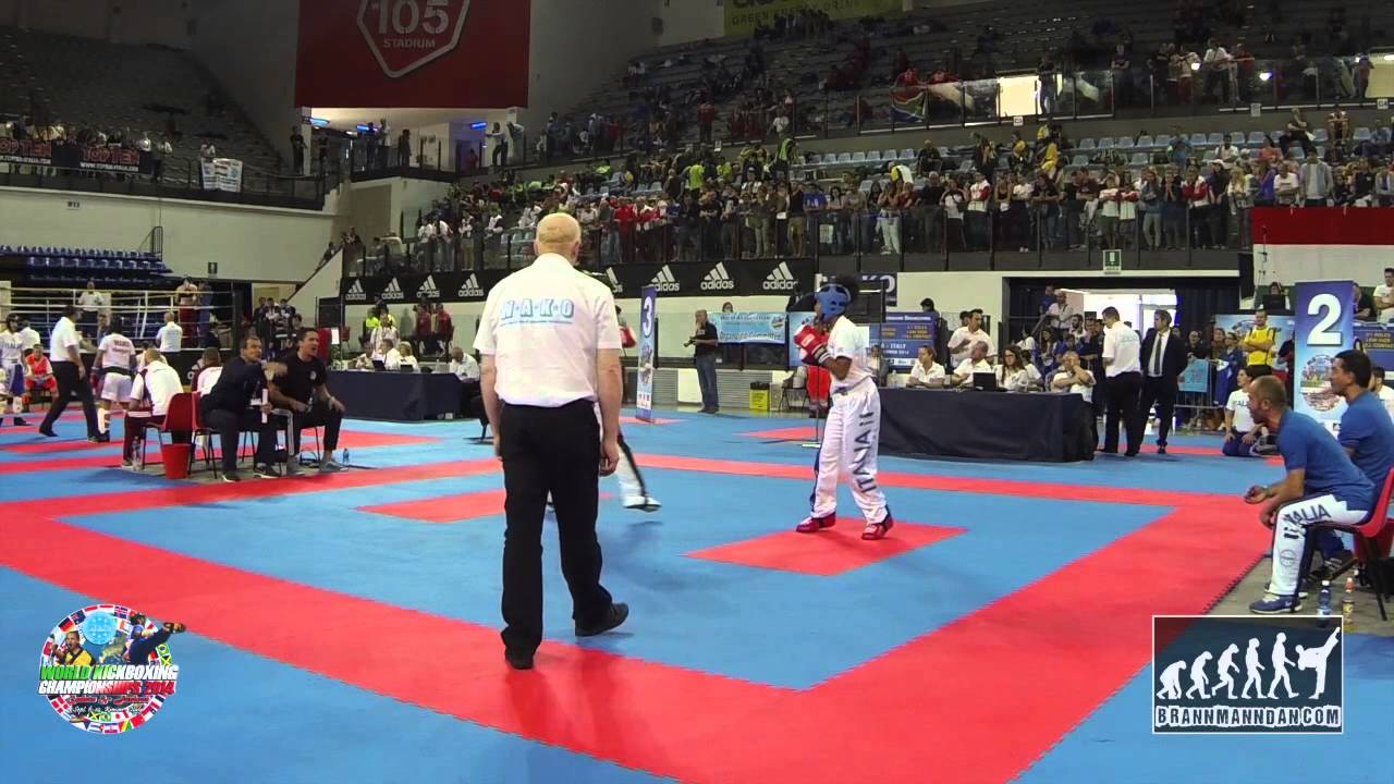 Luna Mendy ITA v Andela Stanic CRO Junior WAKO World Championships 2014 background