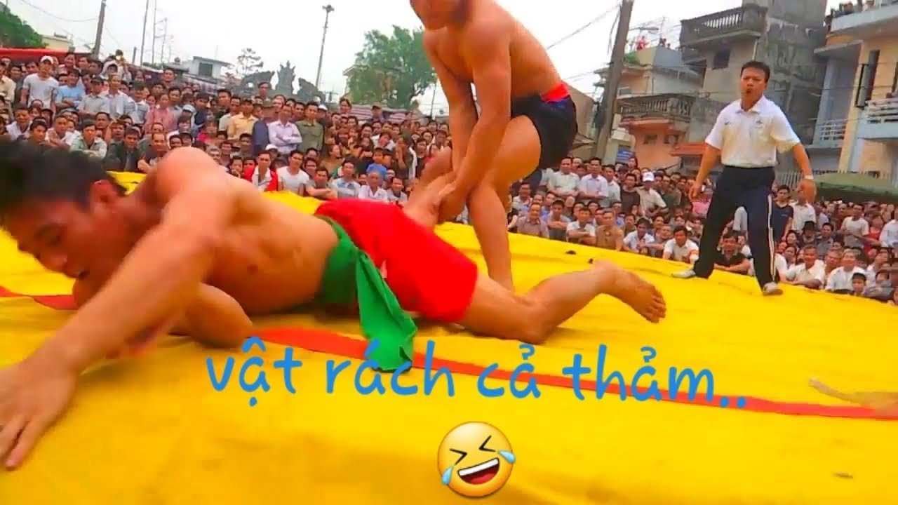 Trọng tài hô thôi nhưng em không thôi..Hội vật truyền thống làng Tiêu sơn 3/3/2014 backdrop