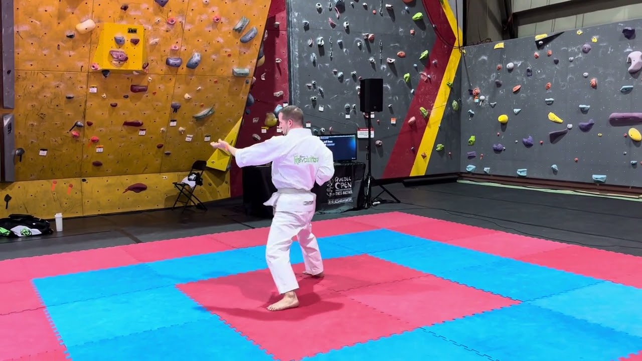 Jeff Doss Men's Korean Traditional Forms - Quebec Open 2024 background