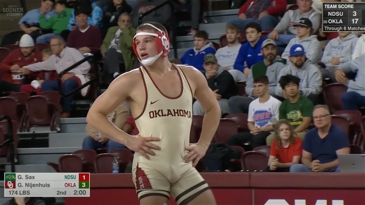 174lbs Tate Picklo (Oklahoma) vs Gaven Sax (North Dakota State)