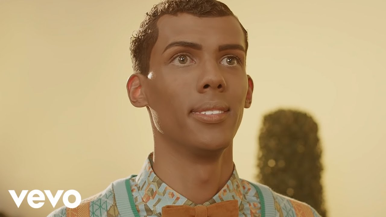 Stromae - papaoutai (Official Video) background