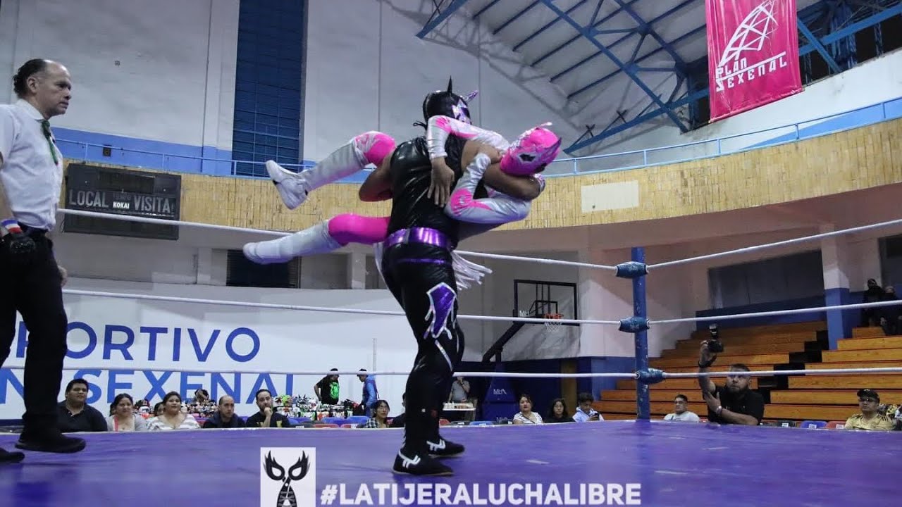 Triangular juvenil Nubilus Vs Fobia Vs Ángel Kid con Lucha Boom en el Plan Sexenal background