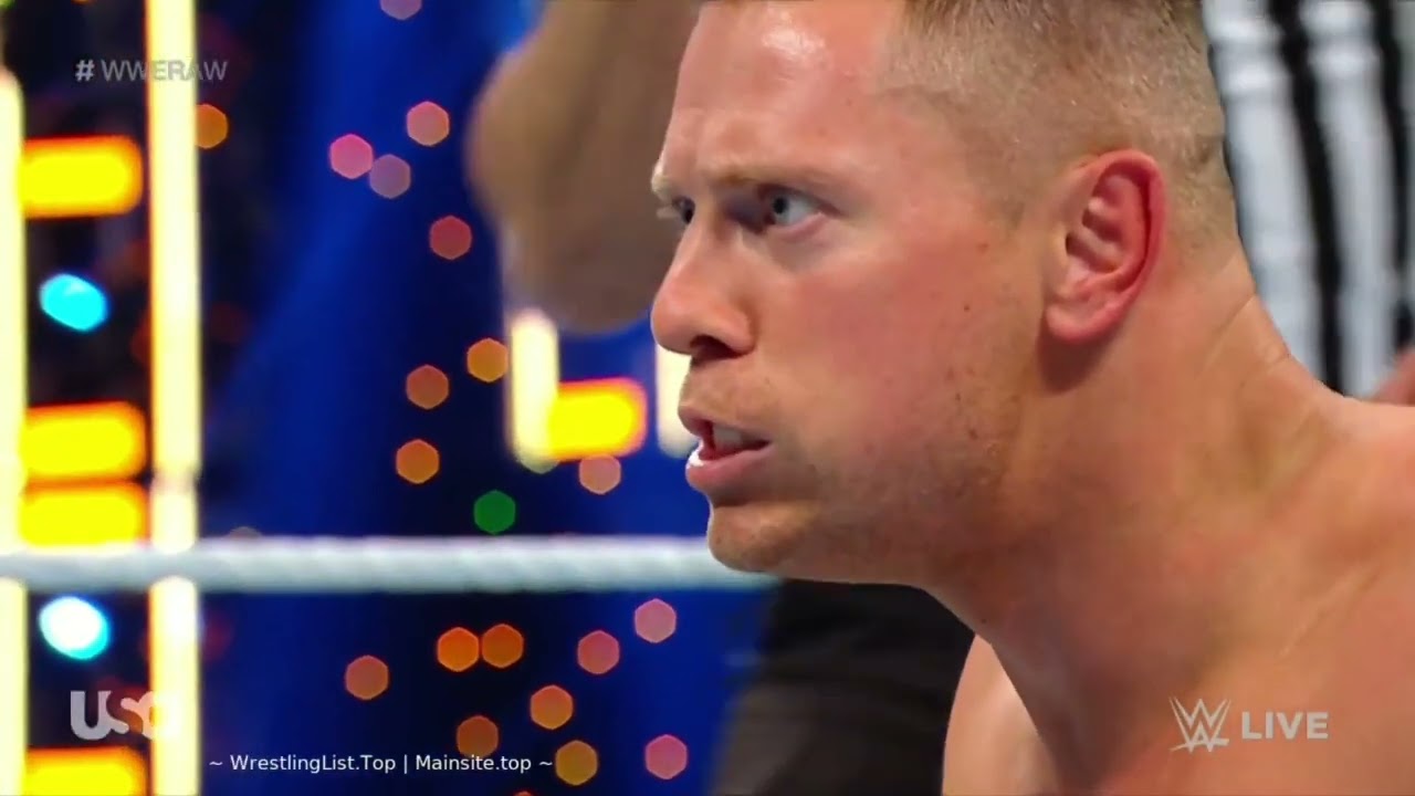 WWE RAW THE MIZ VS MUSTAFA ALI 10/31/22 background