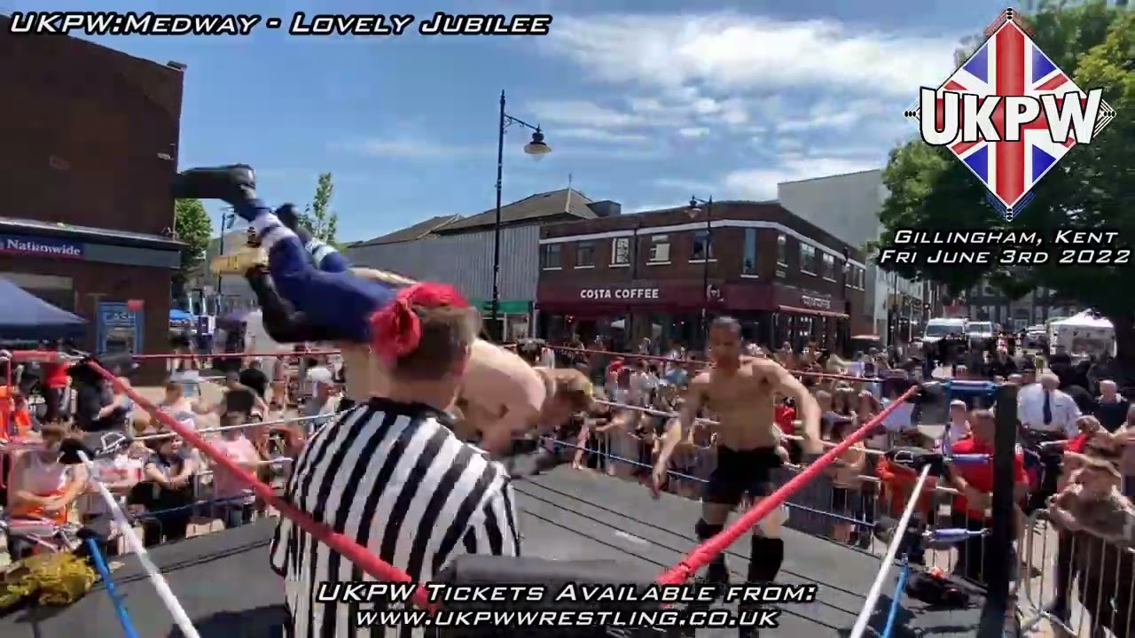 Gillingham High Street Jubilee Wrestling Timelapse