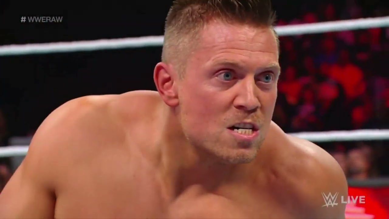 WWE RAW DEXTER LUMIS VS THE MIZ 11/28/22